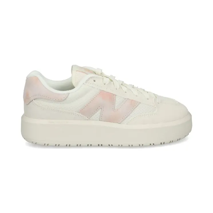 New Balance CT302 sneakers met dikke zool – Beige