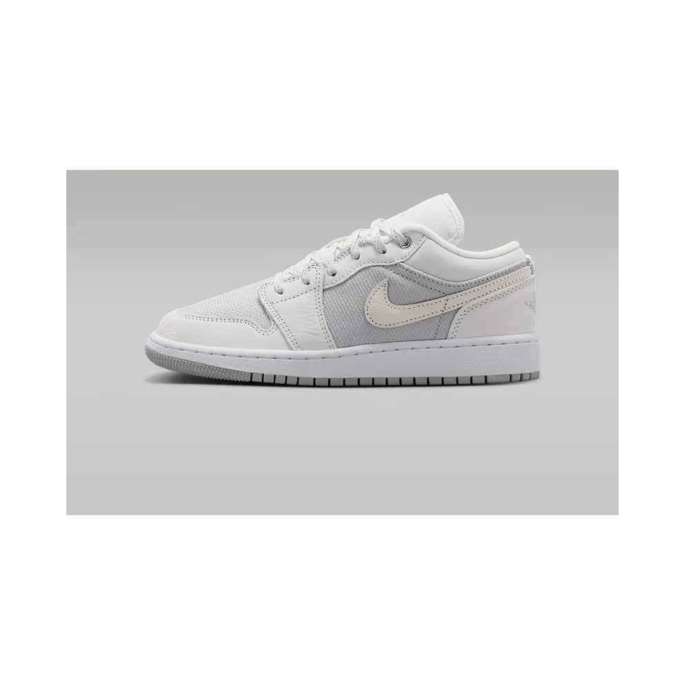 Nike Air Jordan 1 Low SE “Off-White / Soft Pearl / Light Smoke Grey” (IO2060-100)