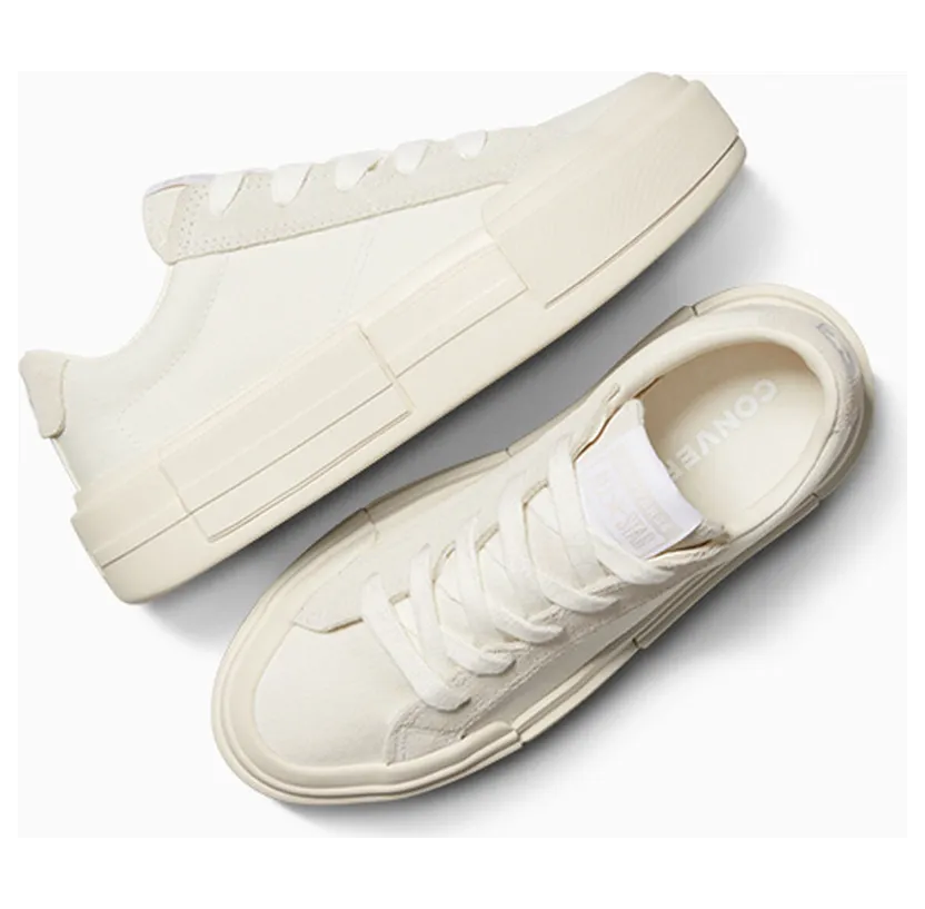 converse-sneaker A17681C