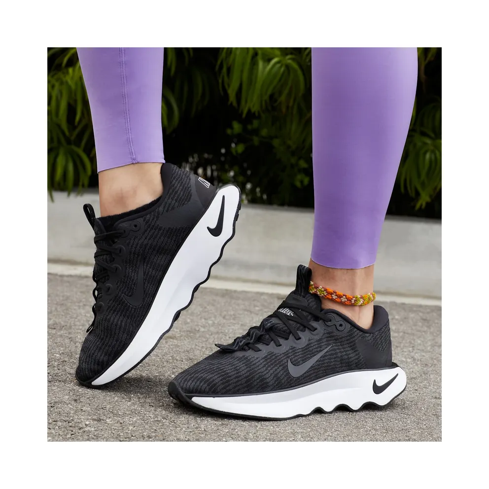Nike Motiva Black White (DV1238-001)