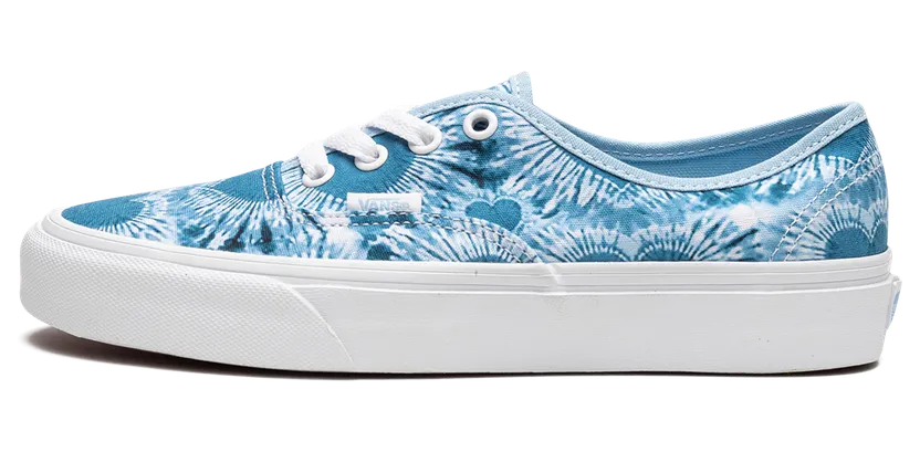 Vans Authentic “Tie-Dye Hearts” (VN0A5KS9BGW)