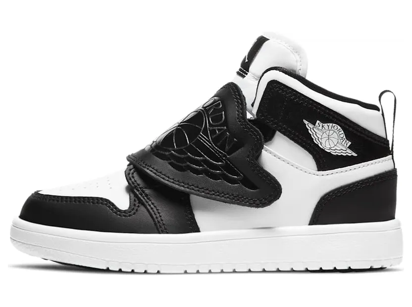 Sky Jordan 1 Black Whtie (BQ7197-010)