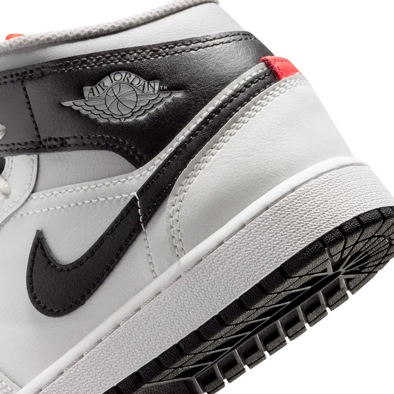 air-jordan-1 DQ8423-109
