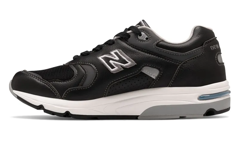 New Balance 1700 Black Grey White (M1700BKJ)