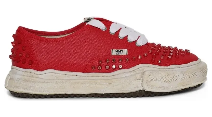 Maison MIHARA YASUHIRO Sneakers mit Nietendetail – Schwarz (A15FW733)