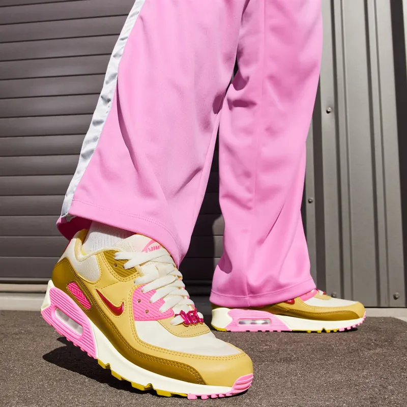 Nike Air Max 90 SE Dance Bronzine Pink (FD8684-101)