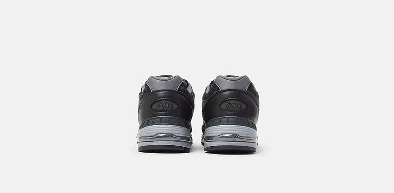 New Balance 991 “Harris Tweed – Black/Grey” (M991DJ)