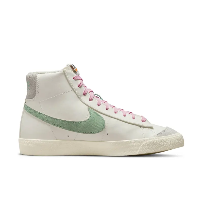 Nike Blazer Mid ’77 PRM White (DO9787-100)