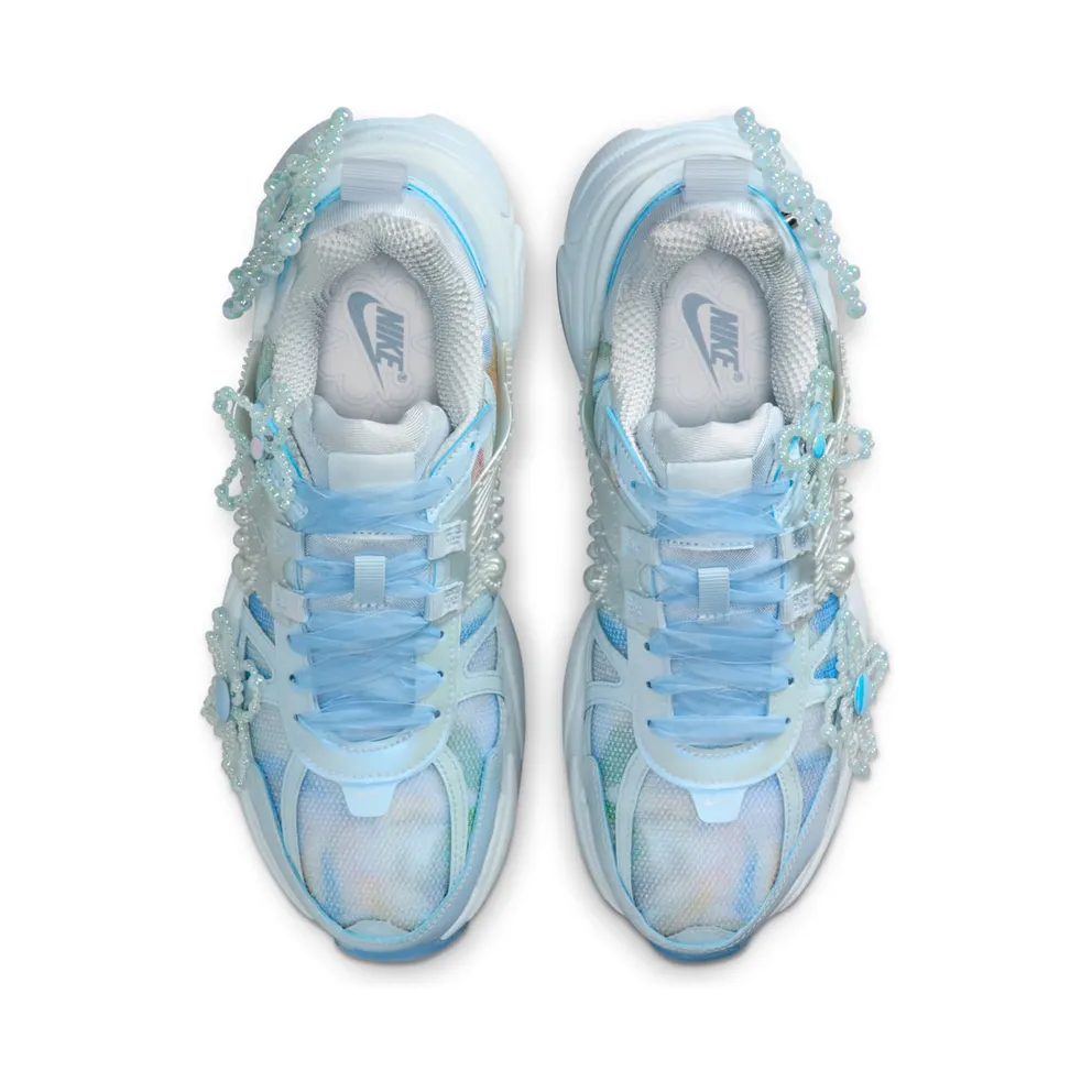 Nike V2K Run “Susan Fang” (IB7426-400)