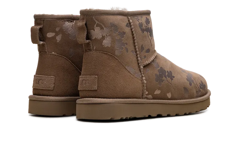 Ugg Classic Mini “Floral Foil Fleece Lined” (1118163-AMP)
