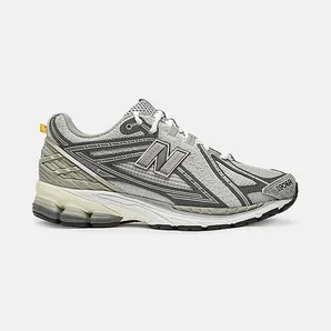 New Balance 1906R “INVINCIBLE x N.HOOLYWOOD Grey Swan” (M1906RNI)