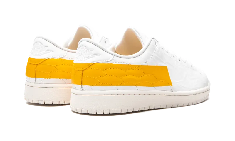 Jordan 1 Low Centre Court “University Gold” (DJ2756-102)
