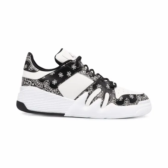 Giuseppe Zanotti “White” (RM20060001)