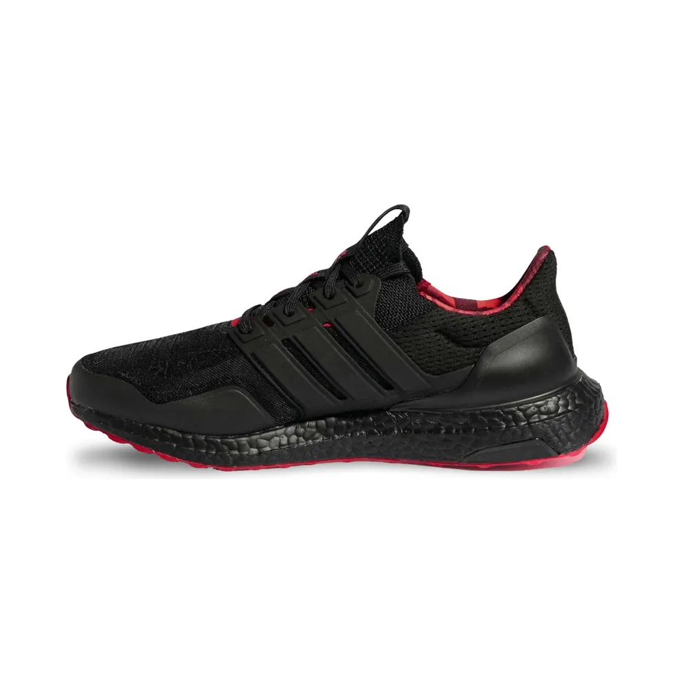 adidas Ultraboost DNA 5.0 Laufschuh Core Black / Core Black / Scarlet (GZ6074)