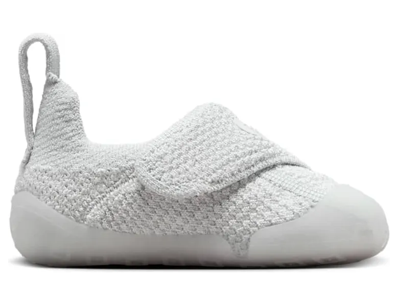 nike-swoosh-1 FB3244-002
