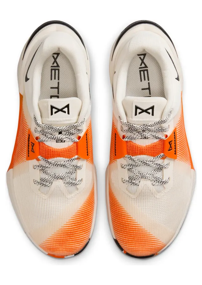 nike-metcon HQ2620-002