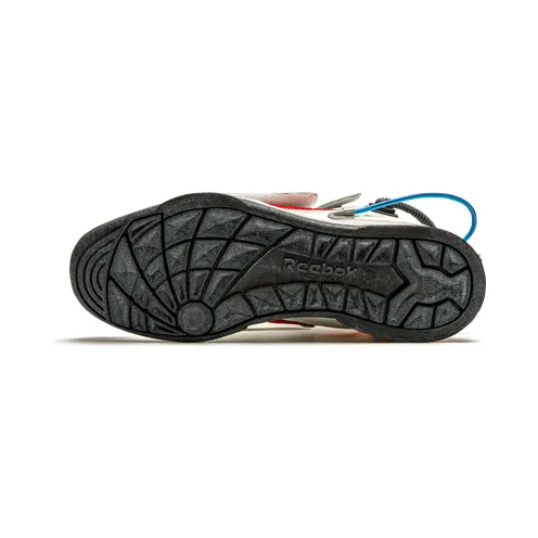 reebok-sneaker FY2106