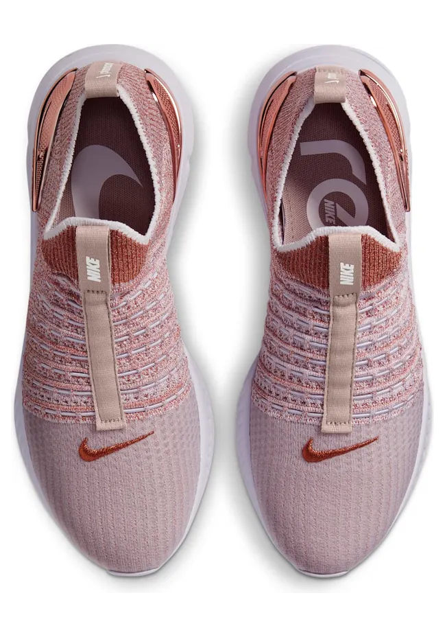 nike-free CZ4830-200