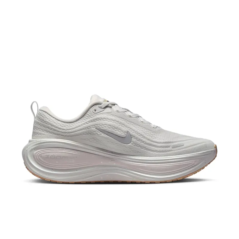 Nike Vomero Plus “Speckle Vast Grey Wolf Grey” (IO4323-001)