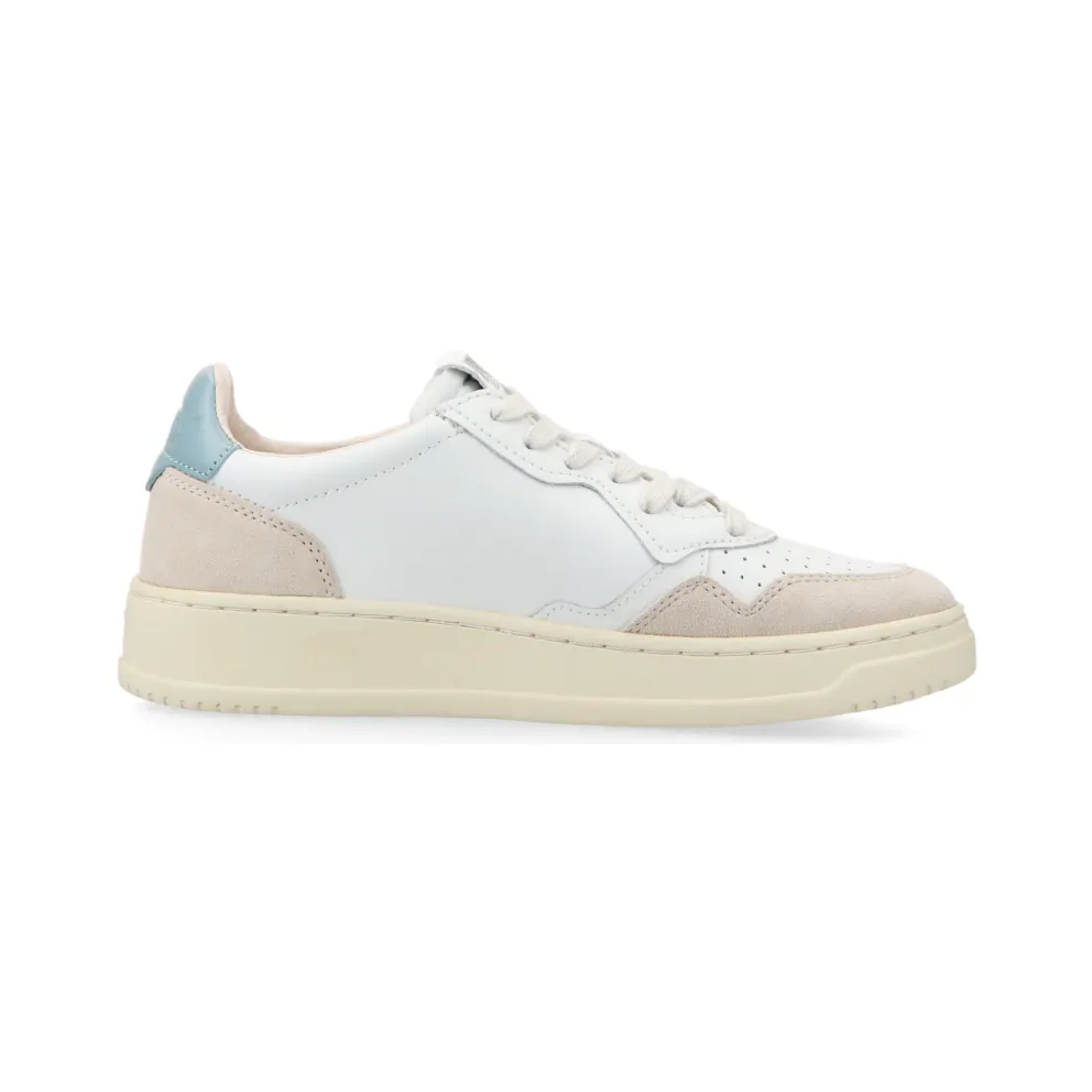Autry Medalist Low W (White / silberblau) – AULWLS79