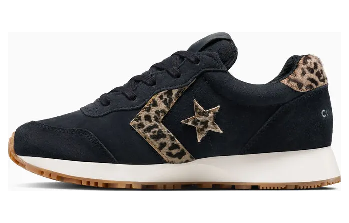 converse-sneaker A18933C