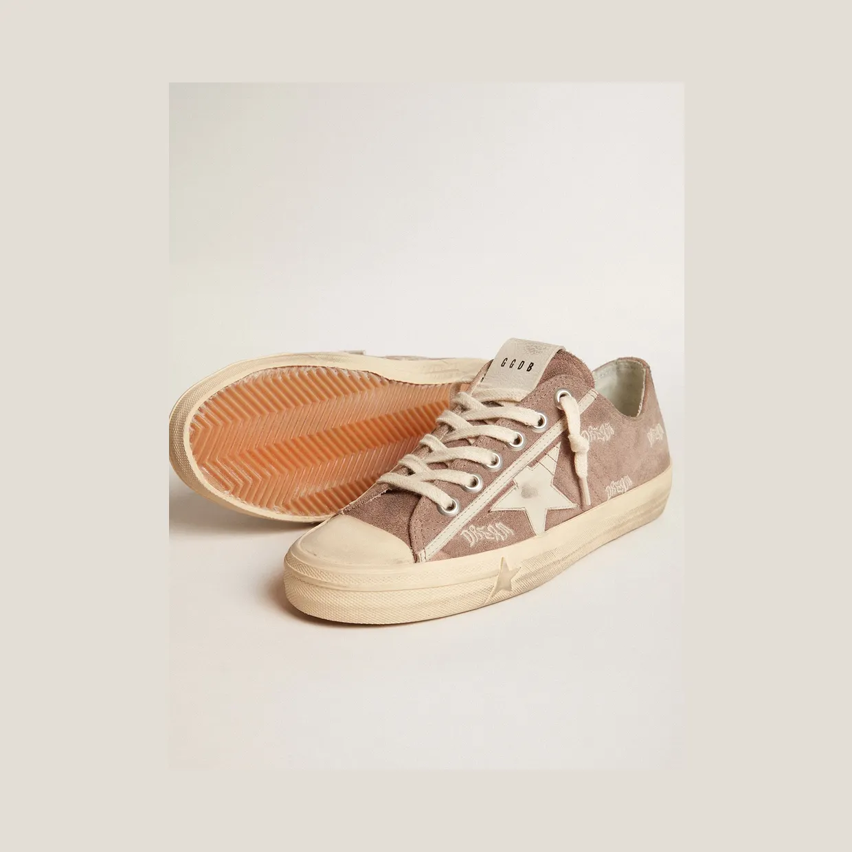 Golden Goose V-Star In Dove-Gray Suede With Light Gray Leather Star (GWF00129.F005902.55597) (3)