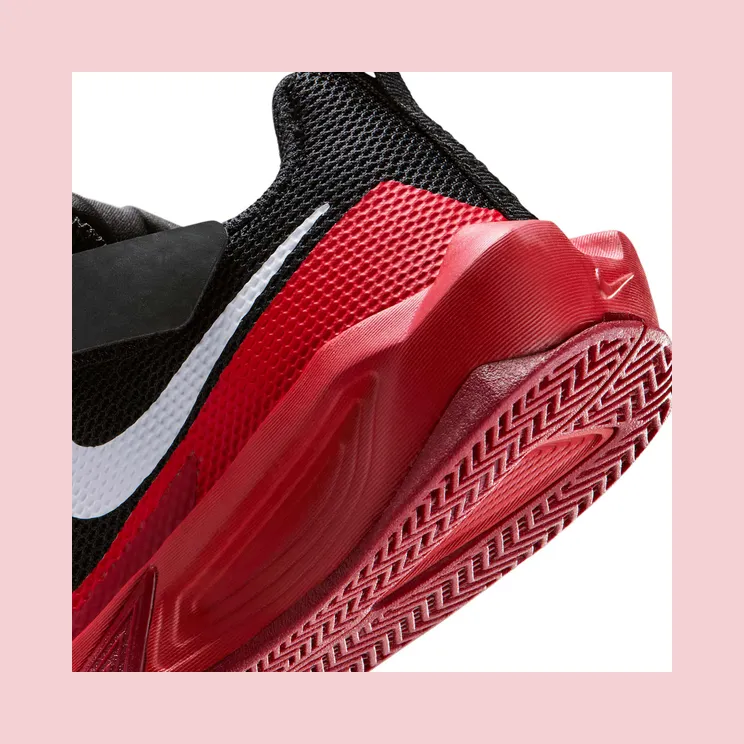 nike-s-t-dynamite IH2307-004
