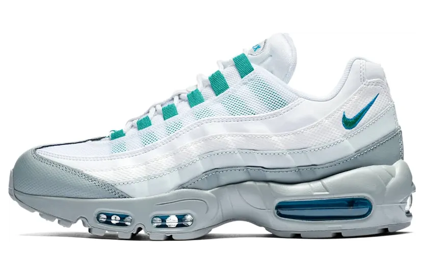nike-air-max 749766-032