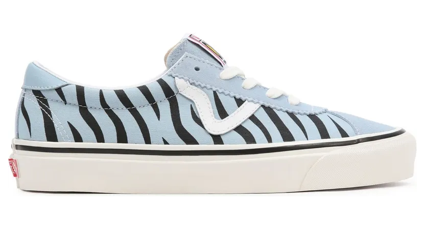 vans-style VN0A3WLQB9W
