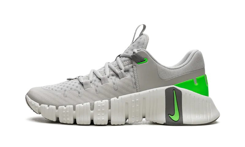 Nike Free Metcon 5 “Light Iron” (DV3949-002)