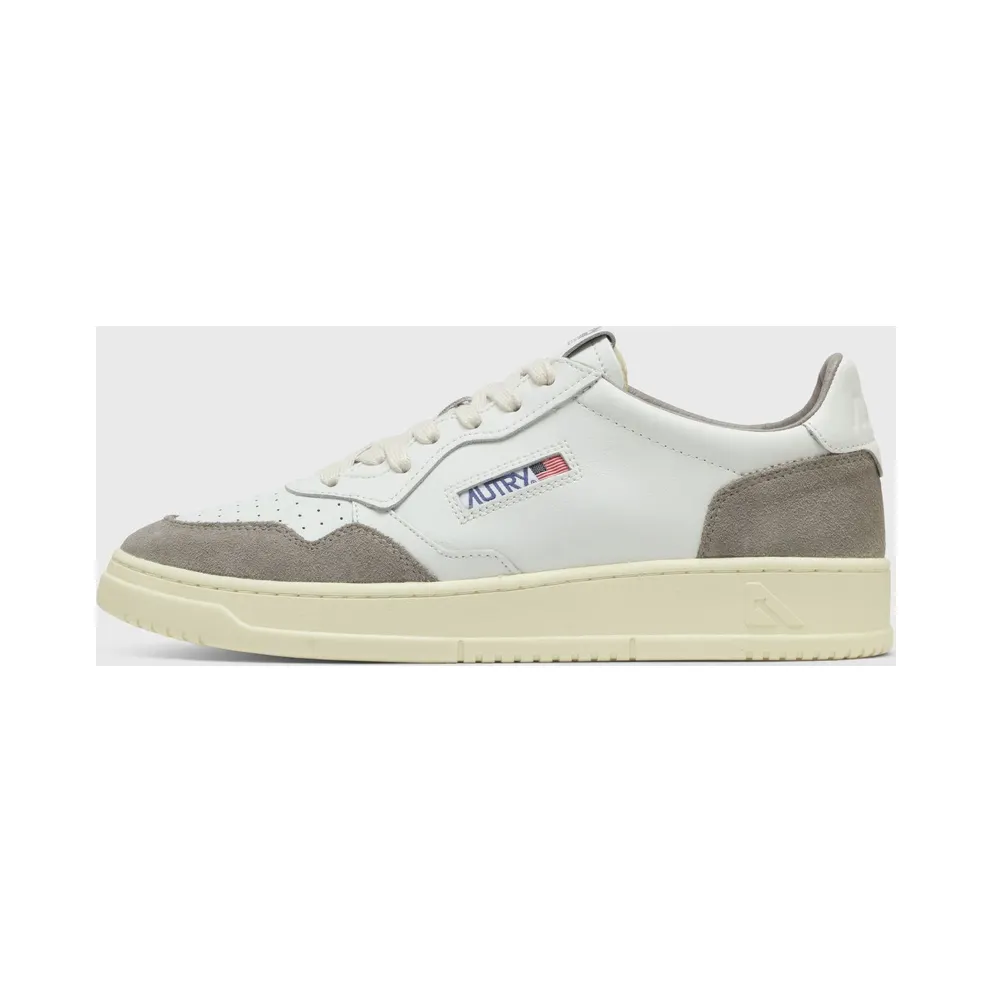Autry Medalist Leather Low White Vapor
