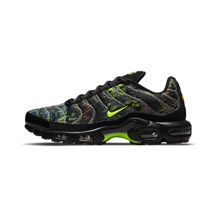 Nike Air Max Plus “Black / Brigade Blue / Hazel Rush / Volt” (DM9594-001)