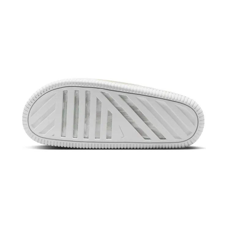 nike-calm II7271-100
