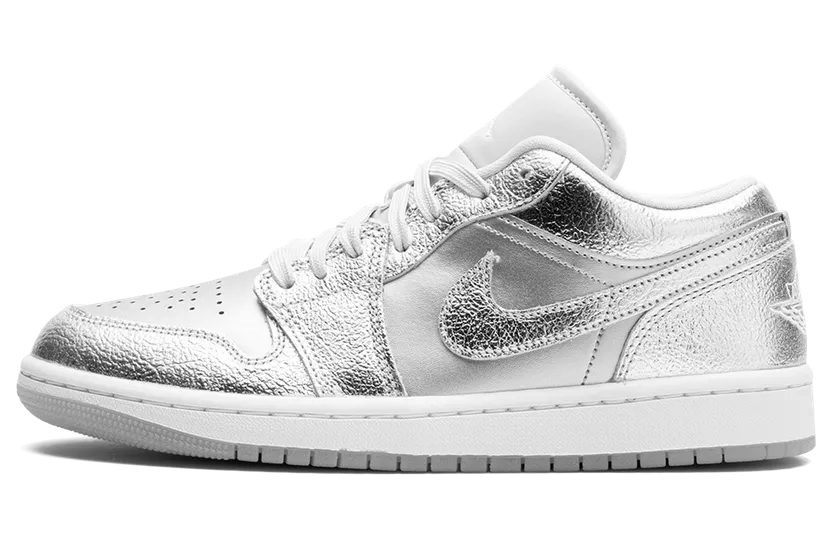 Air Jordan 1 Low SE “Metallic Silver” (FN5030-001)