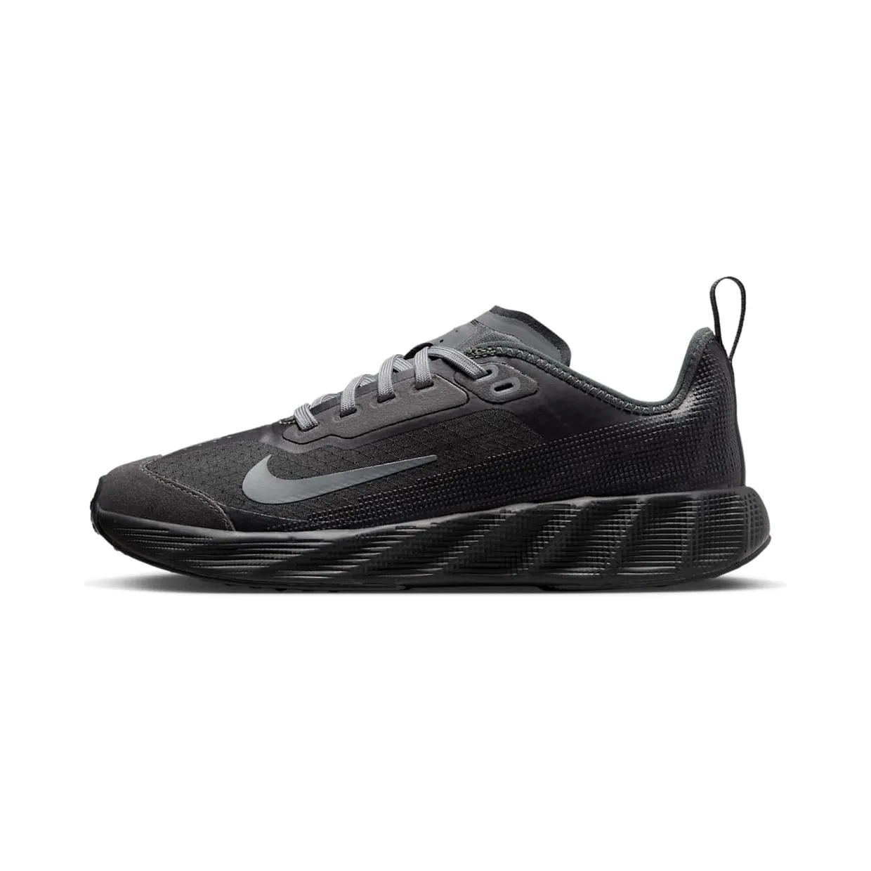 nike-ava IM5371-002