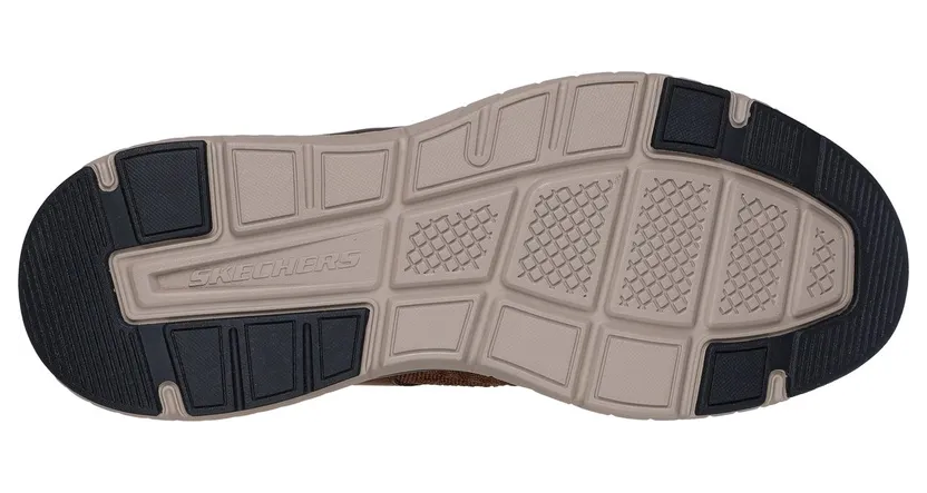 skechers-relaxed-fit 205340_BRN