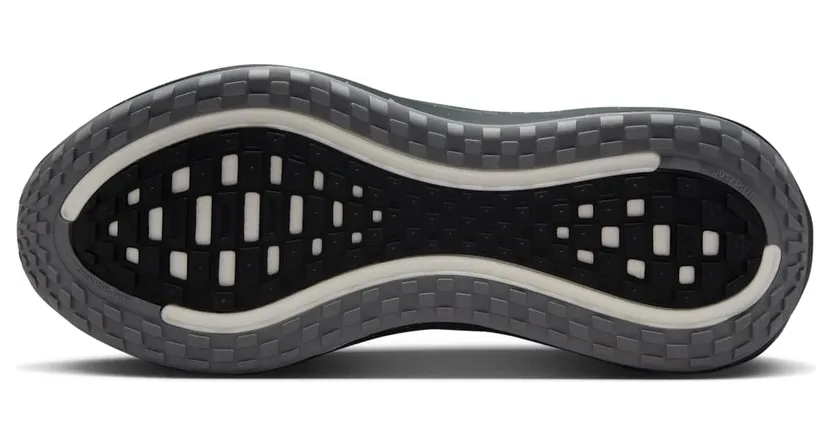 nike-vomero-plus IO4323-002