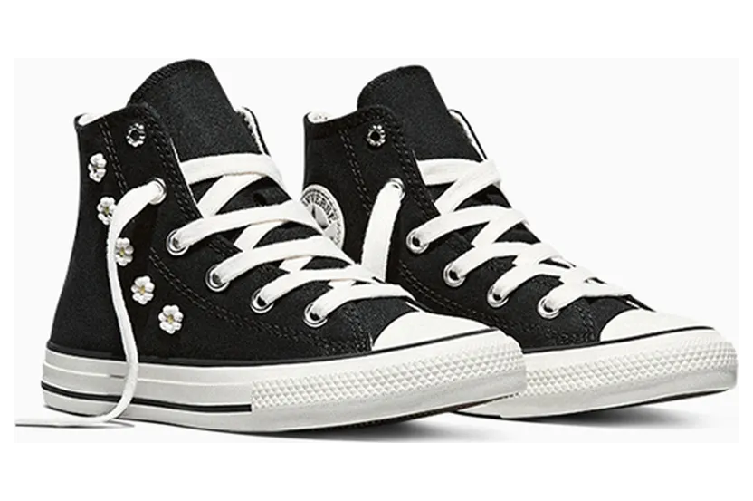 converse-sneaker A19750C