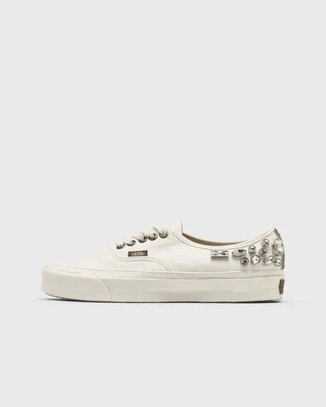 Vans LX Authentic 44 verfraaid with kristallen and pailletten – Beige (VN000DB8CCZ1)