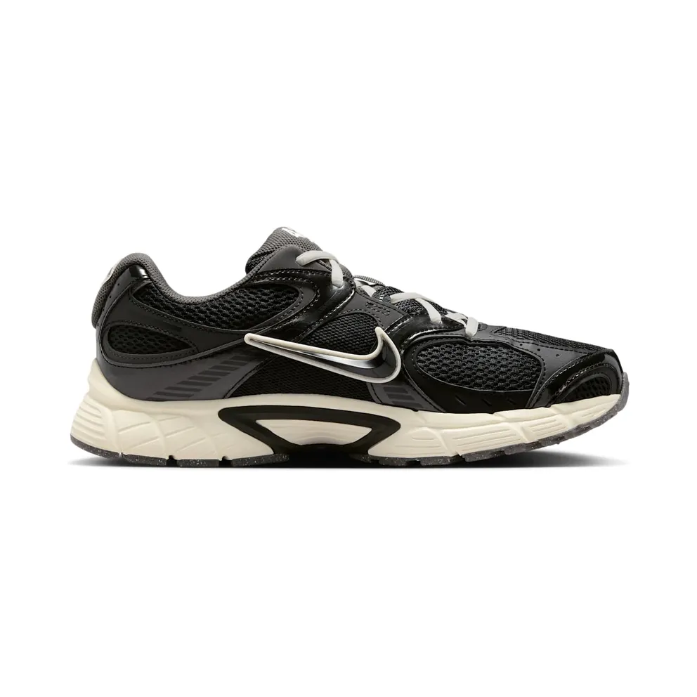 Nike V5 RNR “Jackie Robinson Day” (IQ3723-001)
