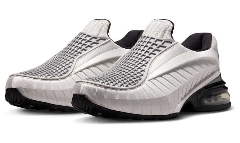 Nike Air Max Dolce “Metallic Silver”: de instapper zonder veters is terug (5)