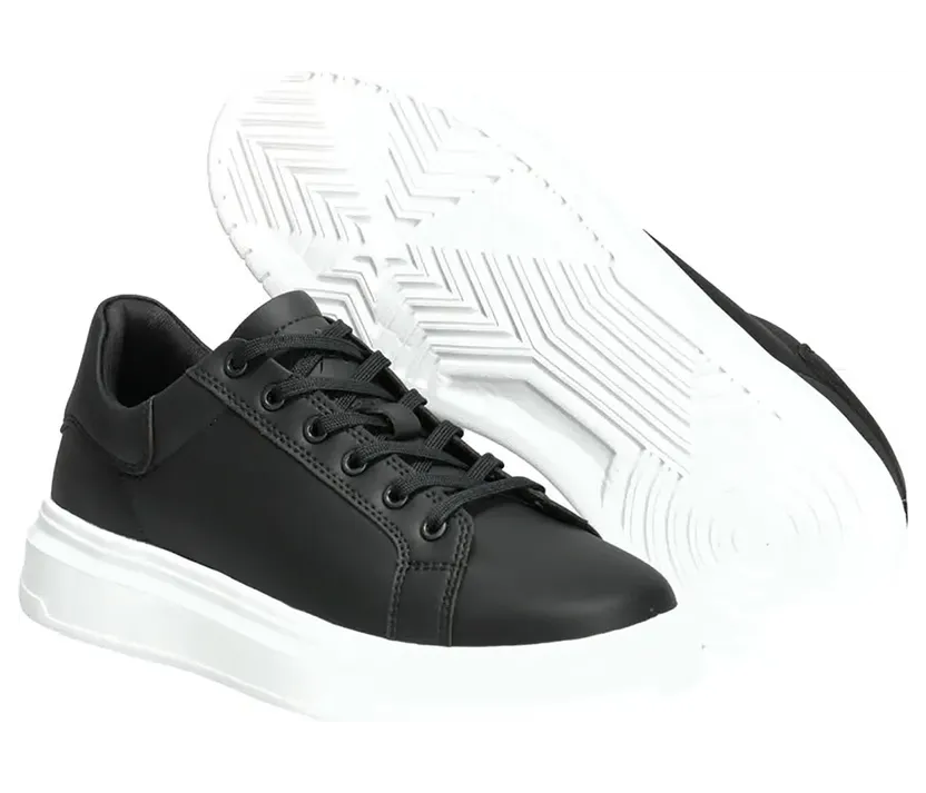 Mascot sneaker Black (F3003-702-09-1043)