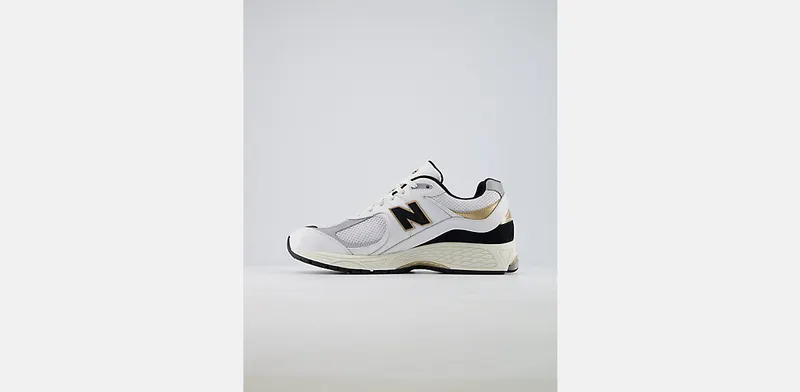 New Balance 2002R White Black Gold Metallic (M2002RPN)