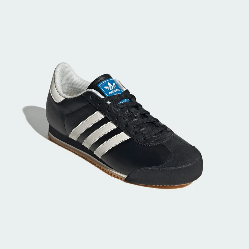 Adidas Kick Core Black / Core White / Gum (IG8951)