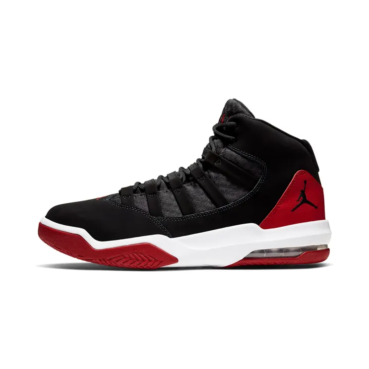 Air Jordan Max Aura “Black / White” (AQ9084-023)