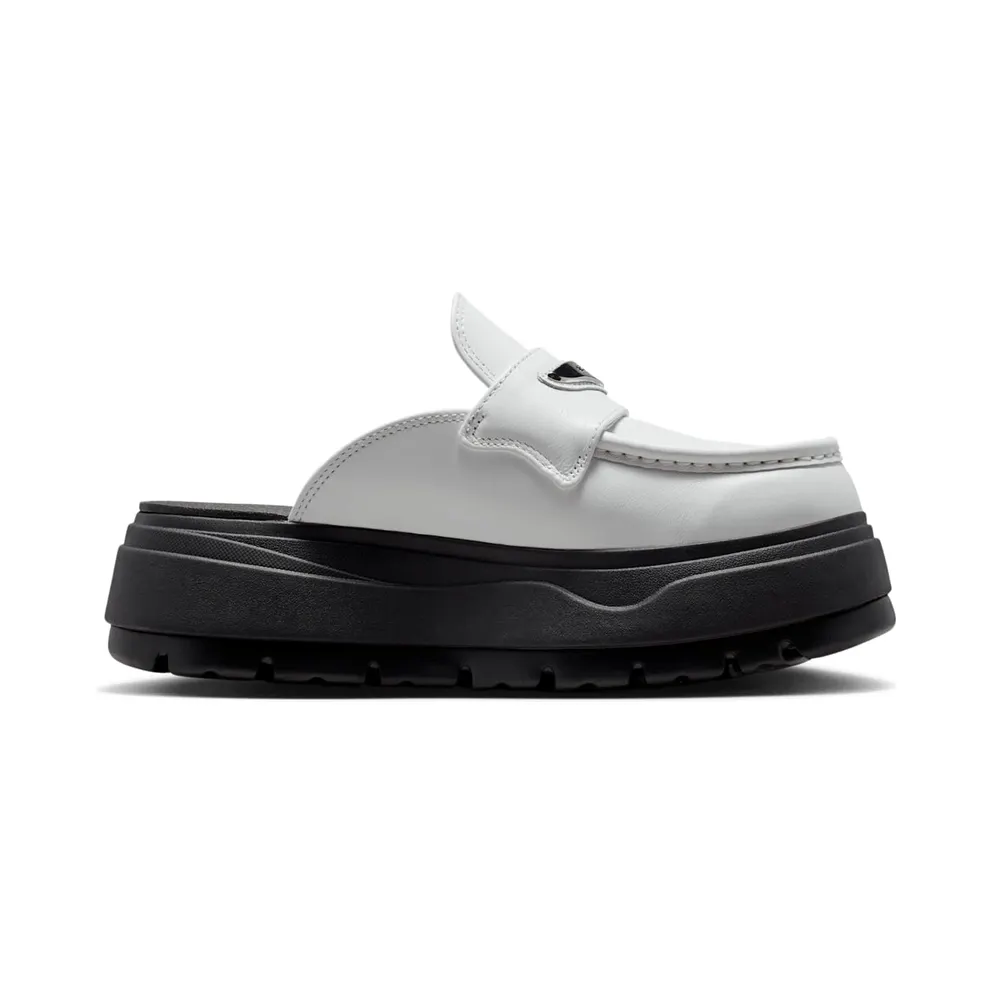 Jordan Mule “Summit White Black” (HJ4292-100)