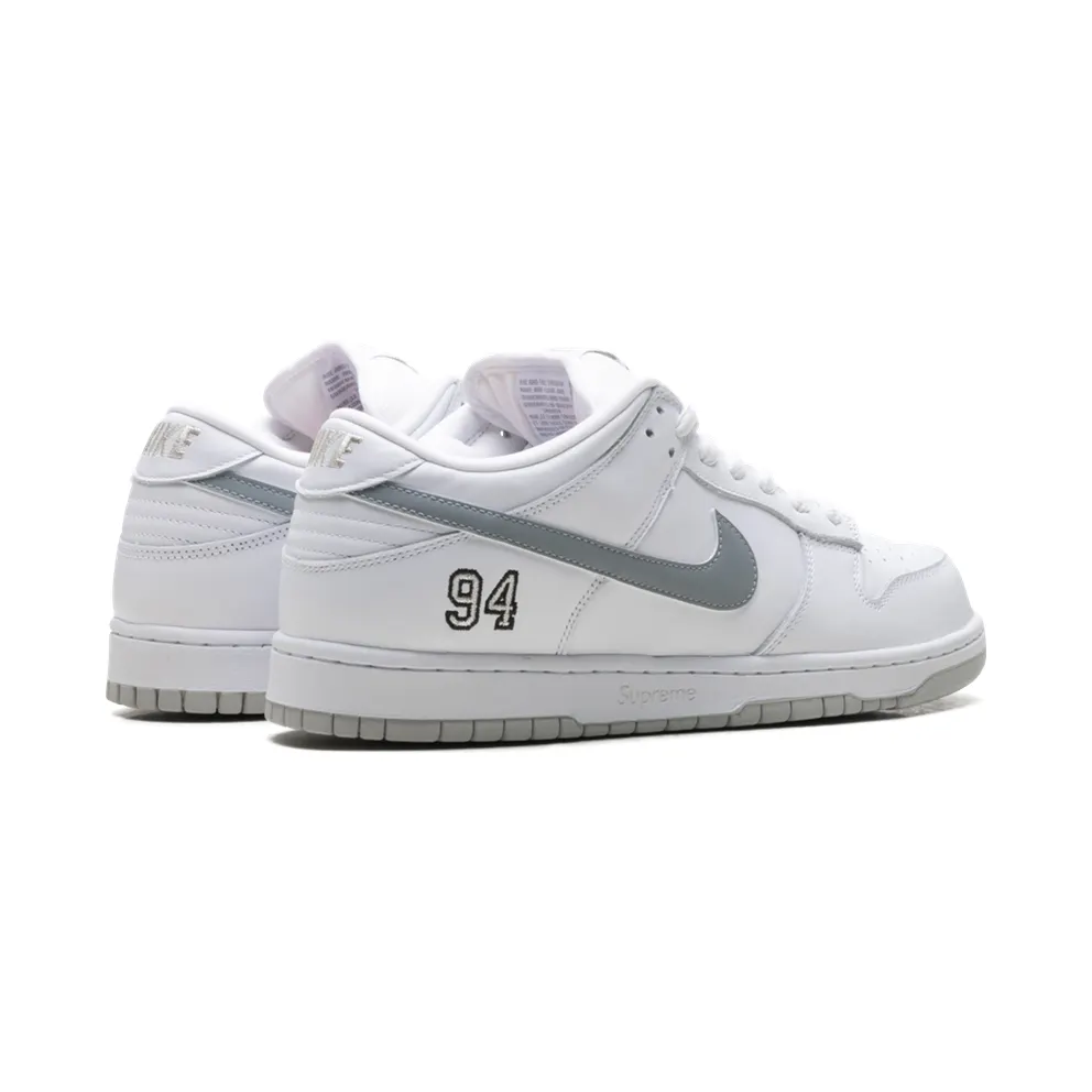 Nike SB Dunk Low “Supreme – White” (HQ8487-100)