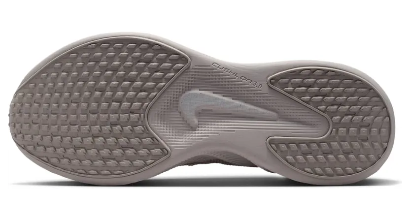 nike-ava HM9697-101