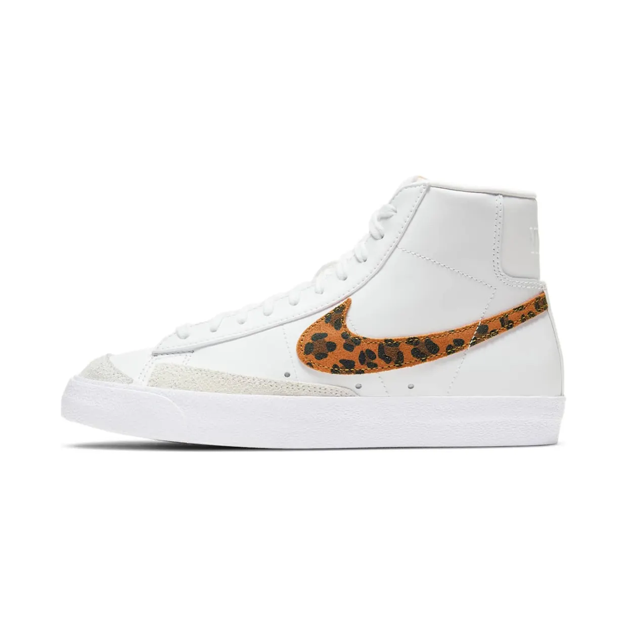 nike-blazer DA8736-101