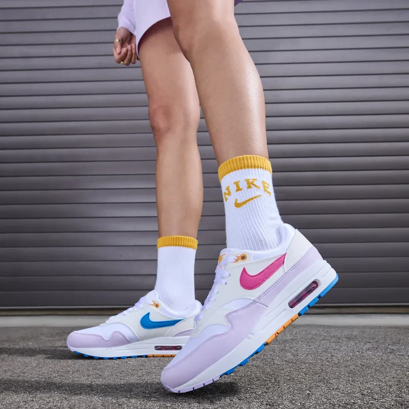 Nike Air Max 1 ’87 “Mismatched Swoosh” (HF5071-100)